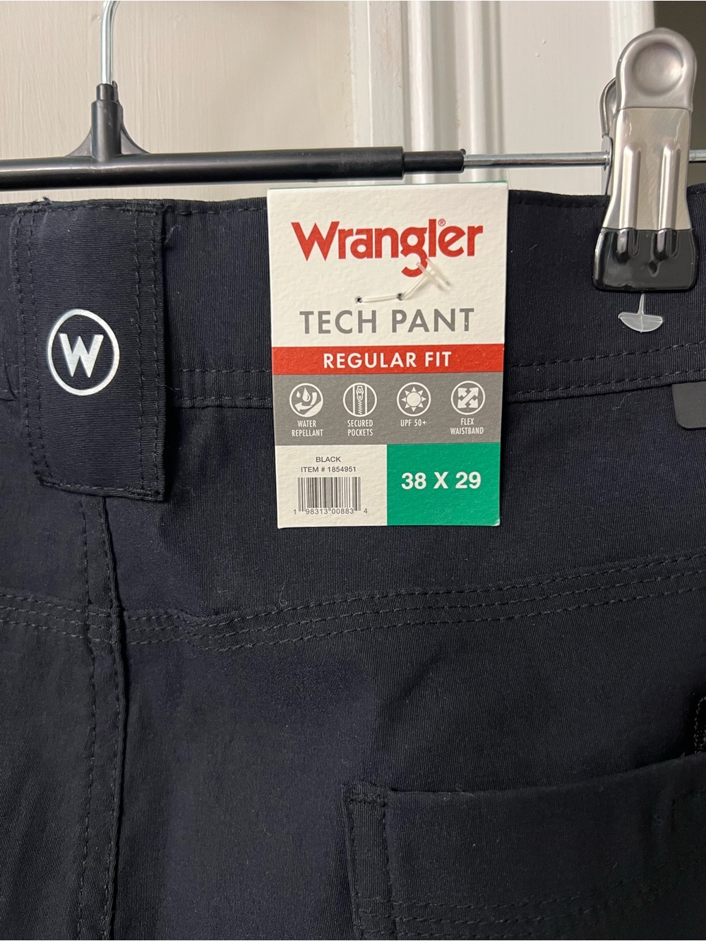 Wrangler Tech Cargo Pants in Black